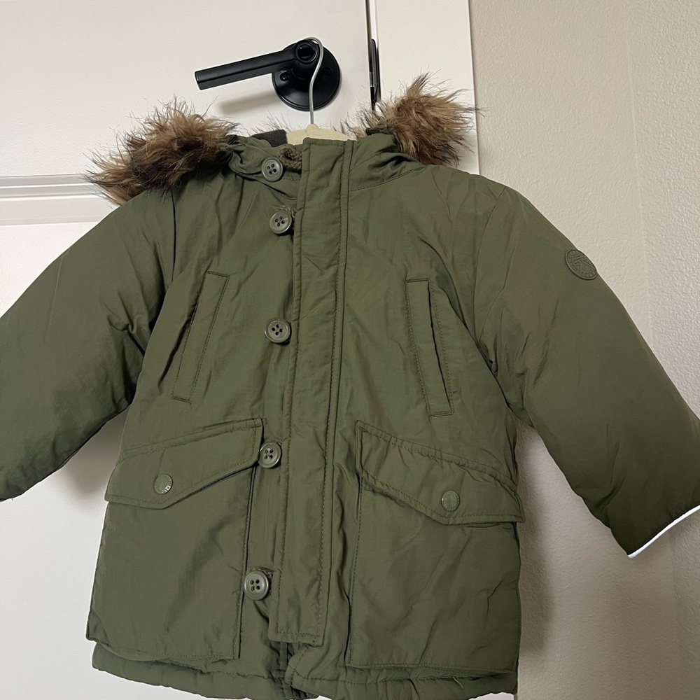 Gap Toddler Boy Down Parka Coat With Faux Fur Hood Size 18-24